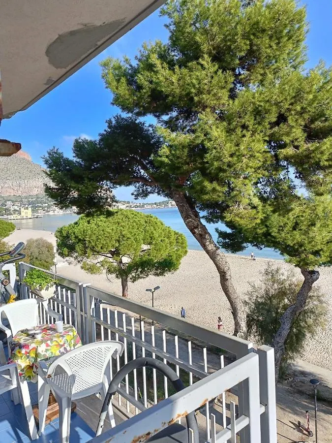 Апартаменты La Perla Sul Mare Монделло 0*,
