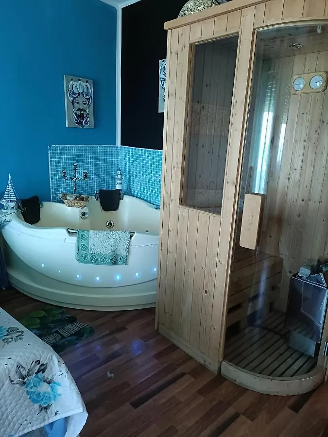 Homestay La Perla Sul Mare Apartment Mondello Italy